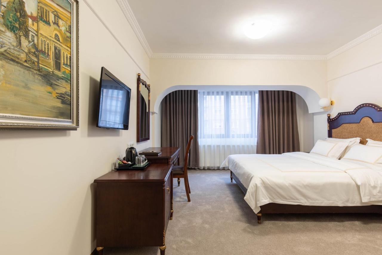 Hotel Afa Приштина Экстерьер фото