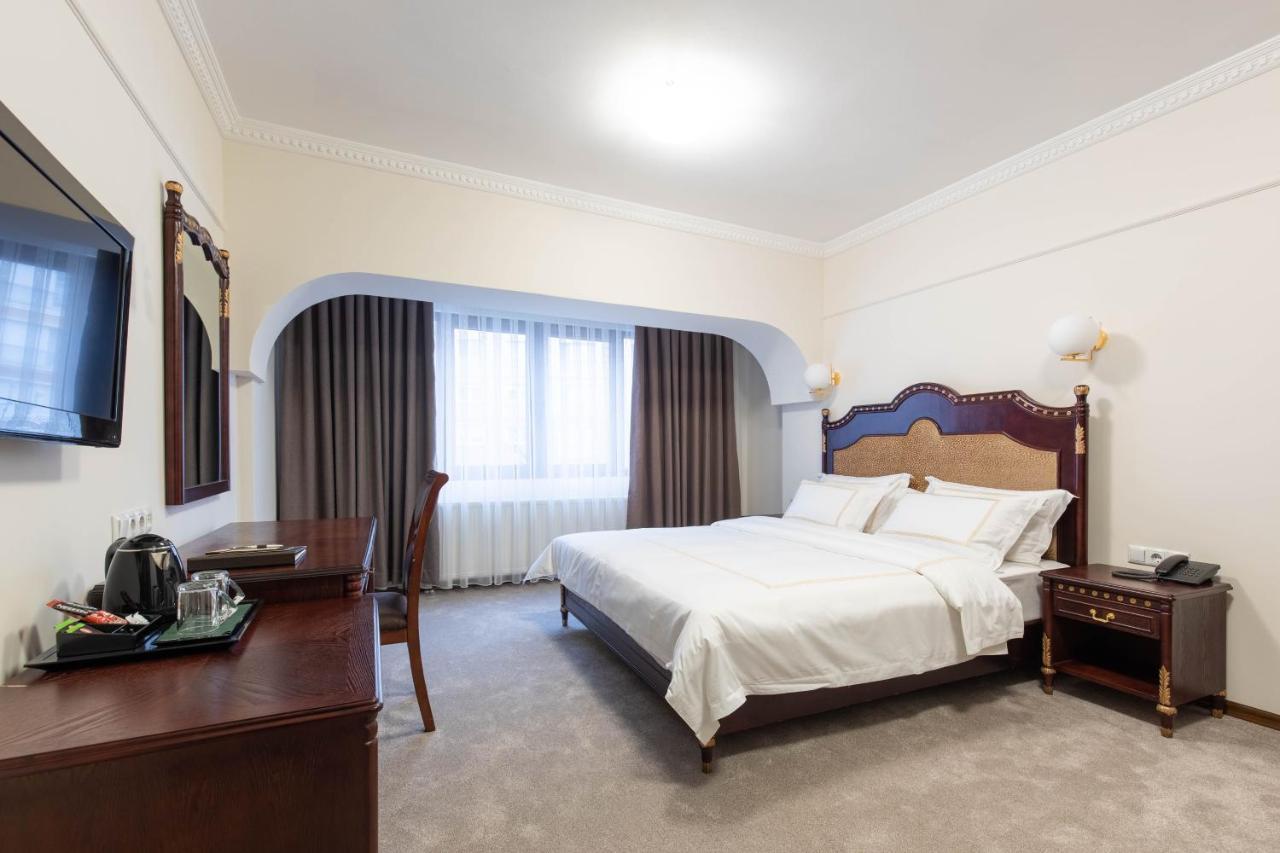 Hotel Afa Приштина Экстерьер фото