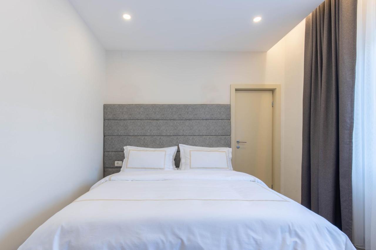 Hotel Afa Приштина Экстерьер фото